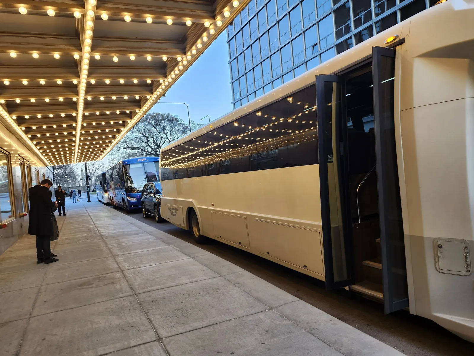 World Music Festival 2026: how to get there without the taxi line, Chicago luxury limousine blog | Meridian Fleet